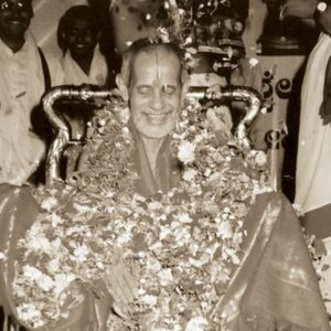 Shower of Garlands for this Great Seer